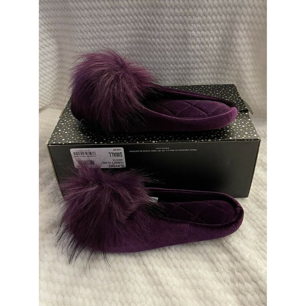🌹Women’s Slippers Size S 5-6 INC International Concepts Pom Pom Velvet Plum